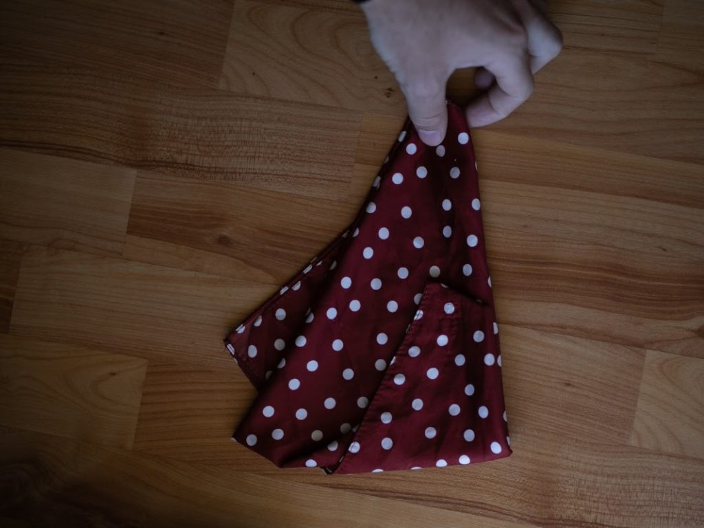 HankyBook - How to Fold a Handkerchief for a Suit Pocket (7 Methods + Photos) - doublecorner3